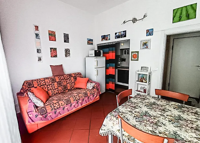 Apartment Cozy Art *